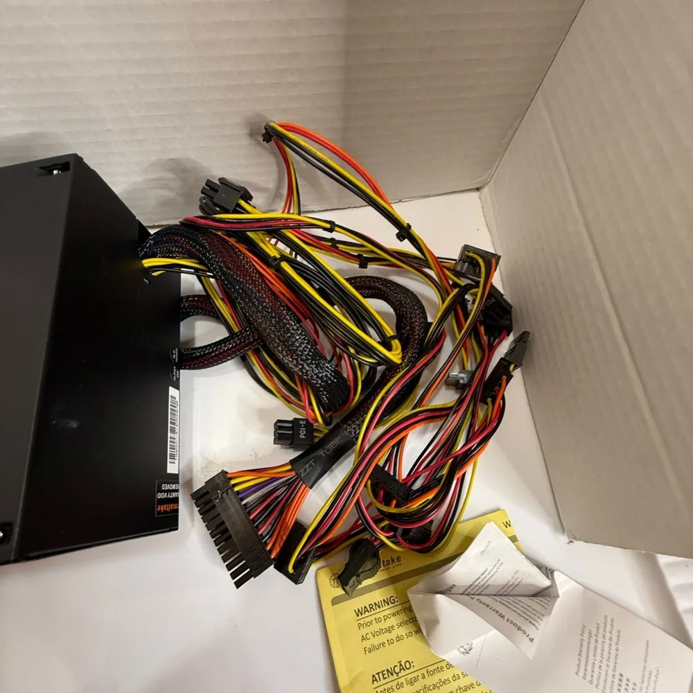 TR2 600W Power Supply - Black